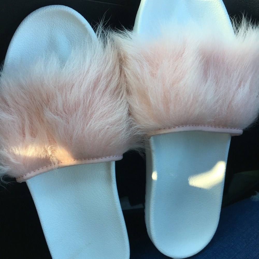 Ugg pink fur slides